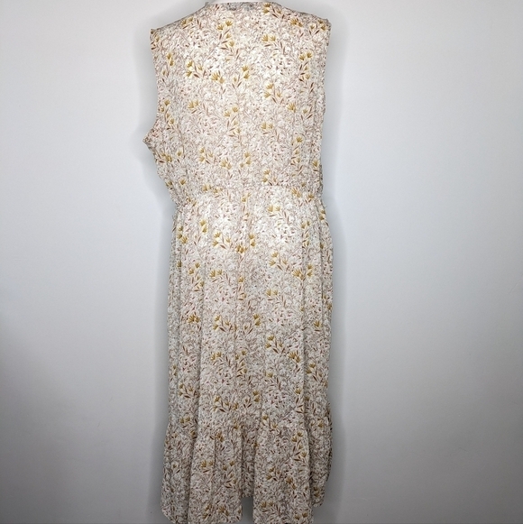 ✨3/$15 Emma & Michelle tan yellow floral sheer v neck summer dress 3X - Picture 5 of 7